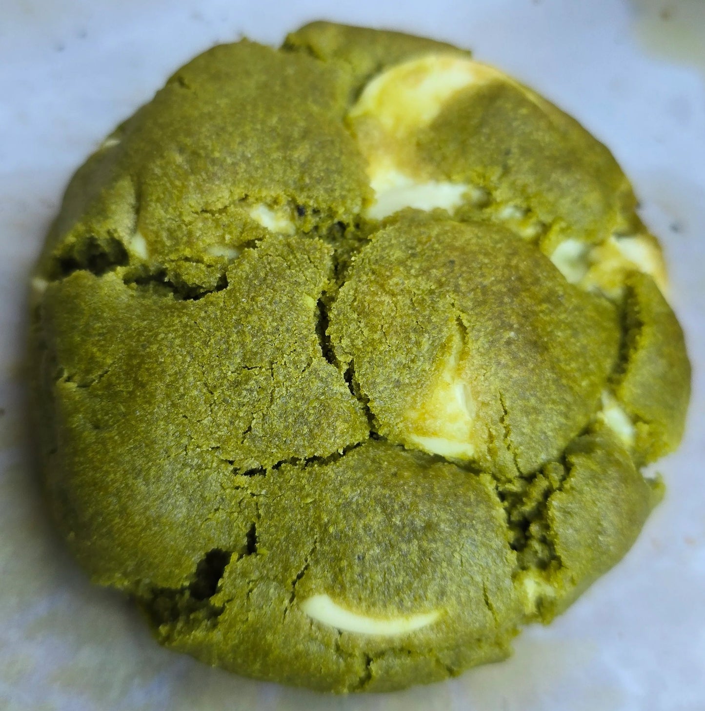 Matcha and White Chocolate NYC Cookies