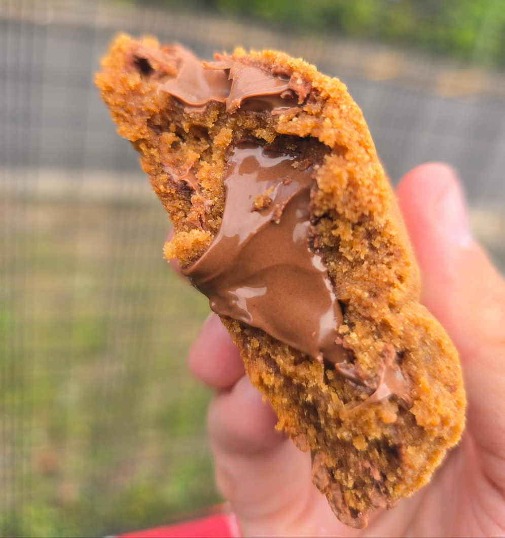 Nutella Stuffed Cinnamon and Milk Chocolate NYC Cookies