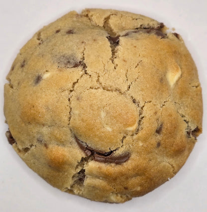 Nutella Stuffed NYC Cookies